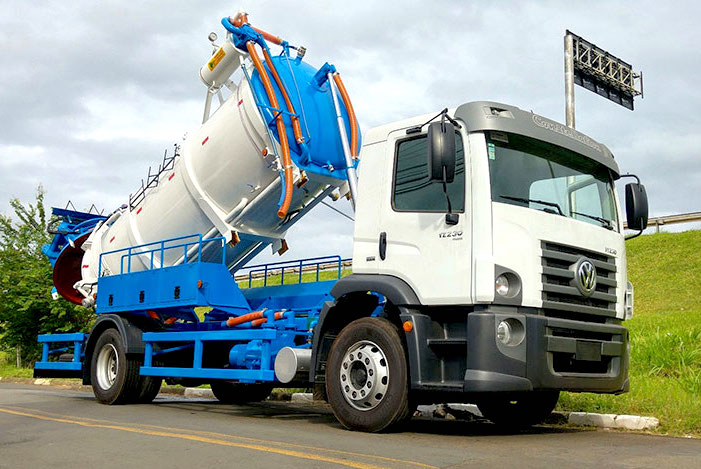 Caminhão Sewerjet